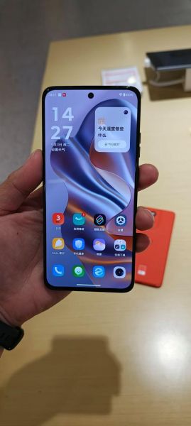 Moto S50价格与配置，性价比是否值得入手？-红绒网